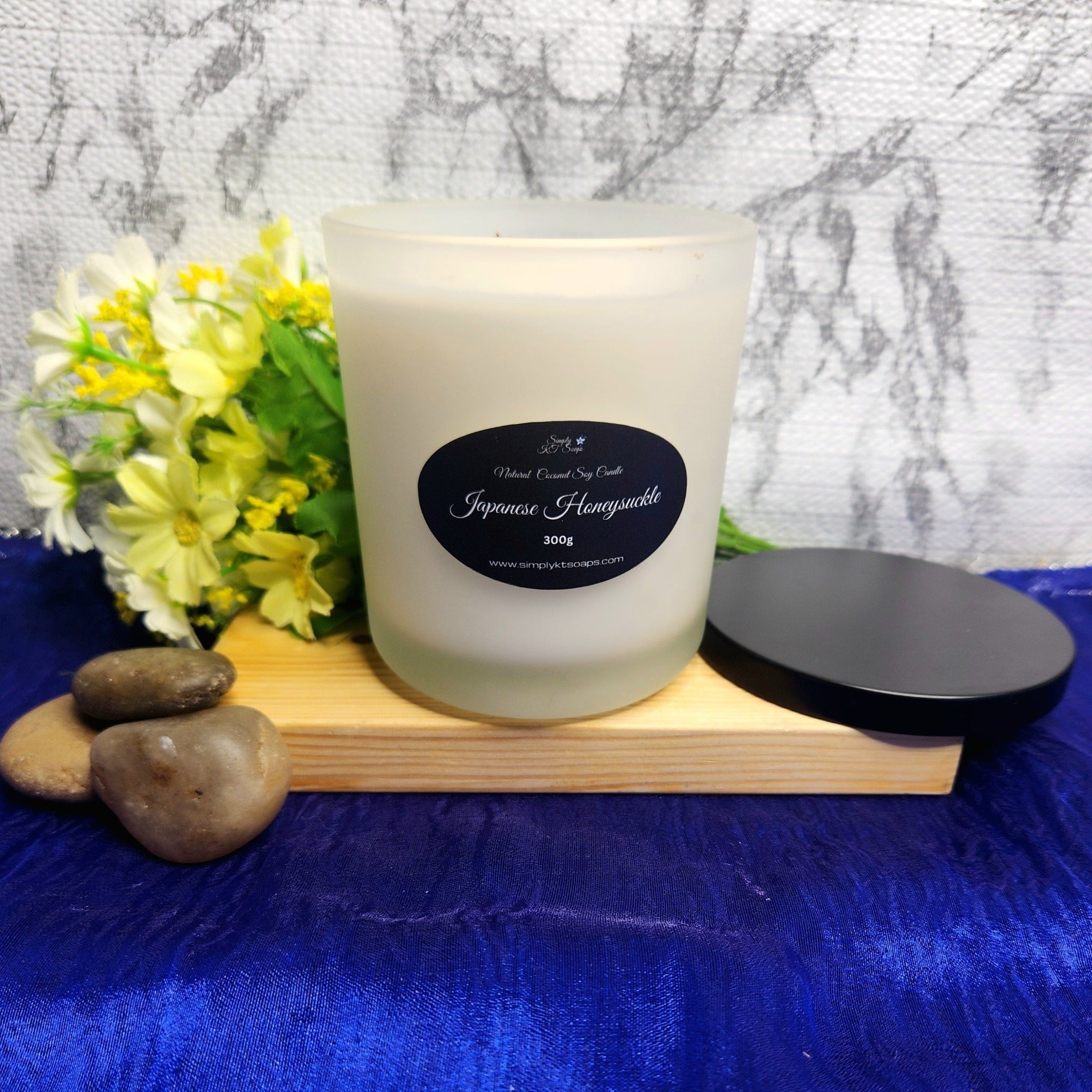 Japanese Honeysuckle Coconut Soy Candles (wood wick)